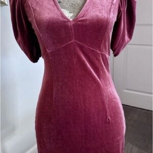 Elegant Velvet V-Neck Dress